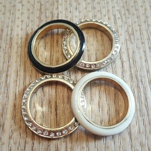 Set of four rings